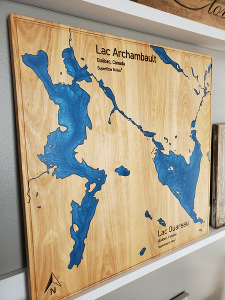 Décoration en bois et epoxy du Lac Memphrémagog